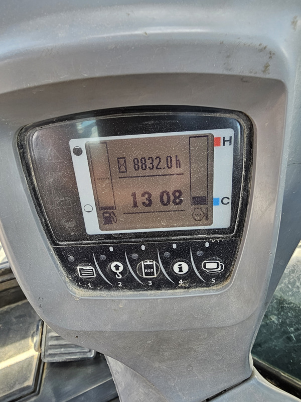 Zakup KUBOTA KX057-4 KUBOTA KX057-4: slika Zakup KUBOTA KX057-4 KUBOTA KX057-4