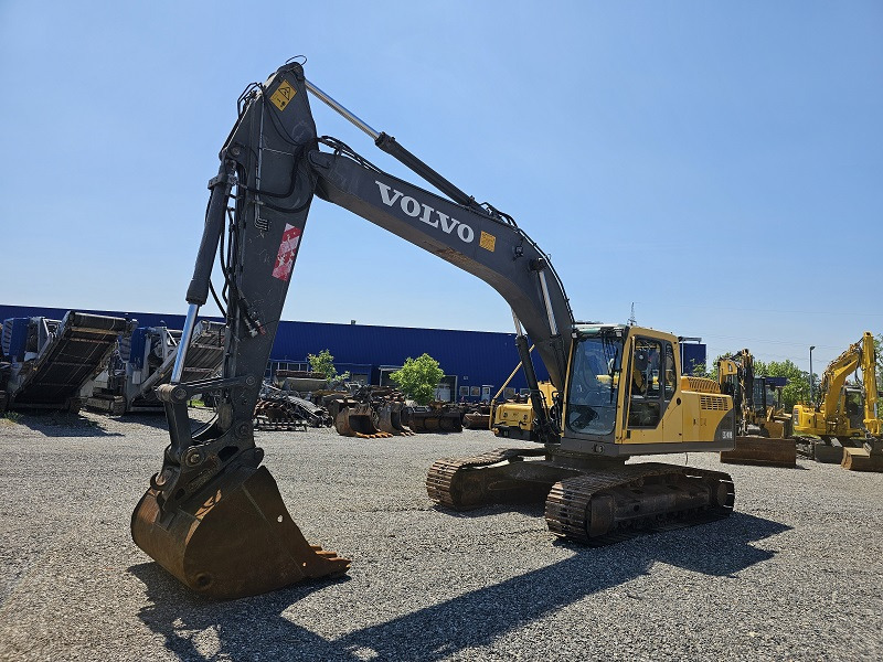 VOLVO EC240BNLC - Bager gusjeničar: slika VOLVO EC240BNLC - Bager gusjeničar VOLVO EC240BNLC - Bager gusjeničar: slika VOLVO EC240BNLC - Bager gusjeničar