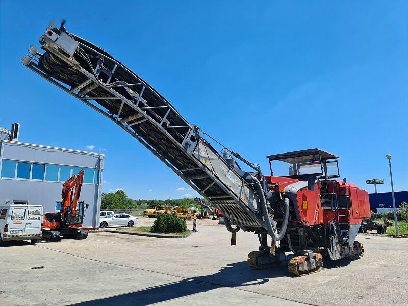 Hladni planer Wirtgen W210: slika Hladni planer Wirtgen W210