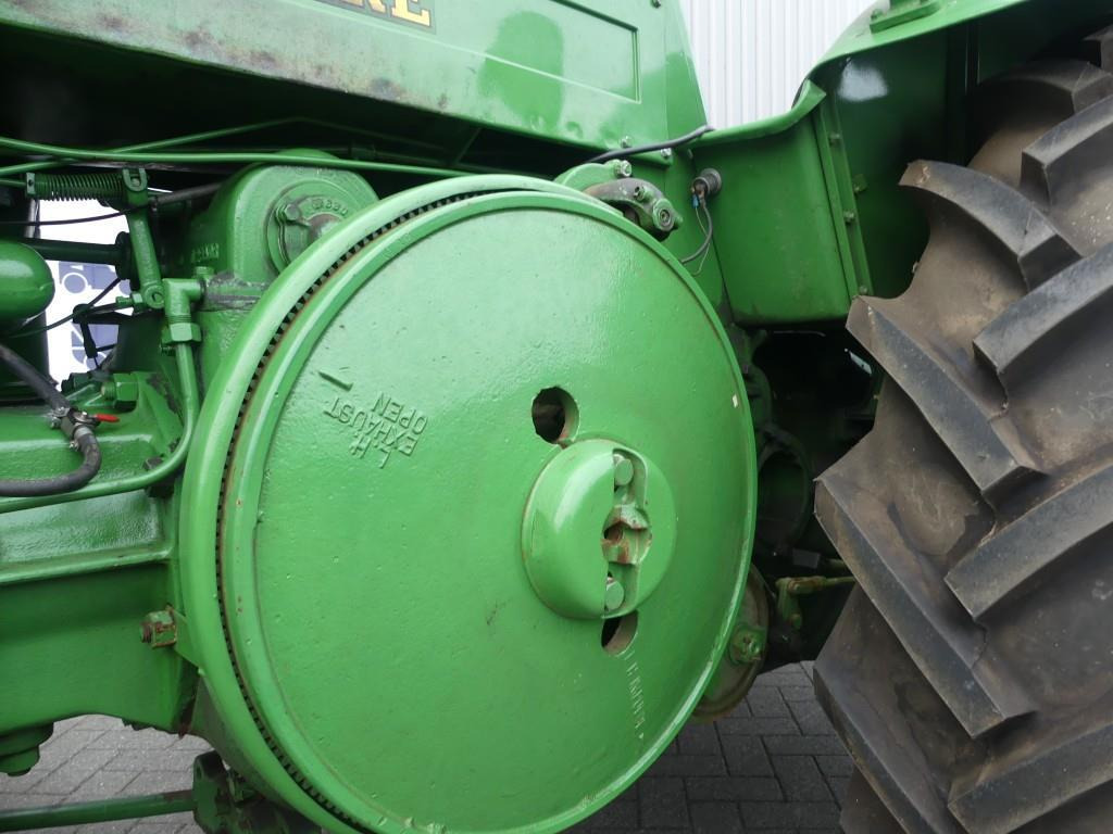 Traktor John-Deere D: slika Traktor John-Deere D Traktor John-Deere D: slika Traktor John-Deere D