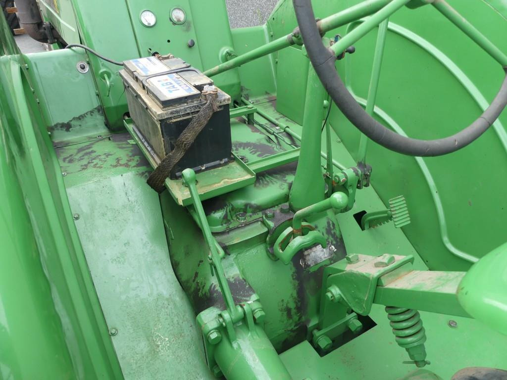 Traktor John-Deere D: slika Traktor John-Deere D Traktor John-Deere D: slika Traktor John-Deere D