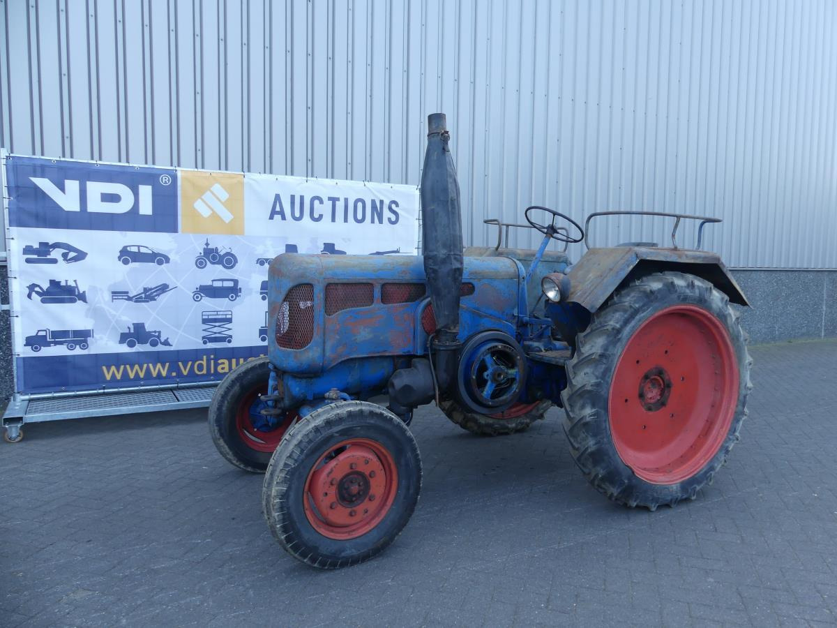 Lanz-Bulldog D2416 - Traktor: slika Lanz-Bulldog D2416 - Traktor Lanz-Bulldog D2416 - Traktor: slika Lanz-Bulldog D2416 - Traktor