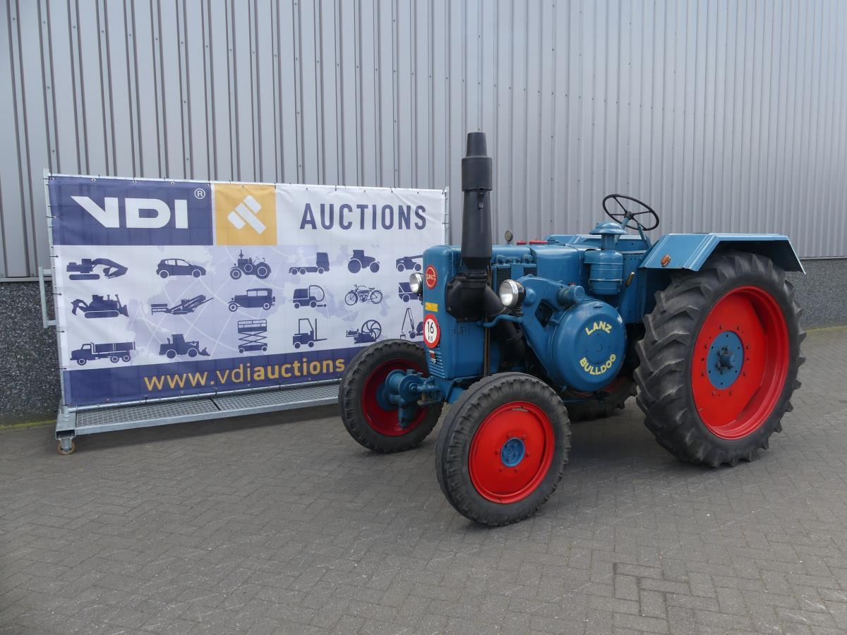 Lanz-Bulldog D2806 - Traktor: slika Lanz-Bulldog D2806 - Traktor Lanz-Bulldog D2806 - Traktor: slika Lanz-Bulldog D2806 - Traktor