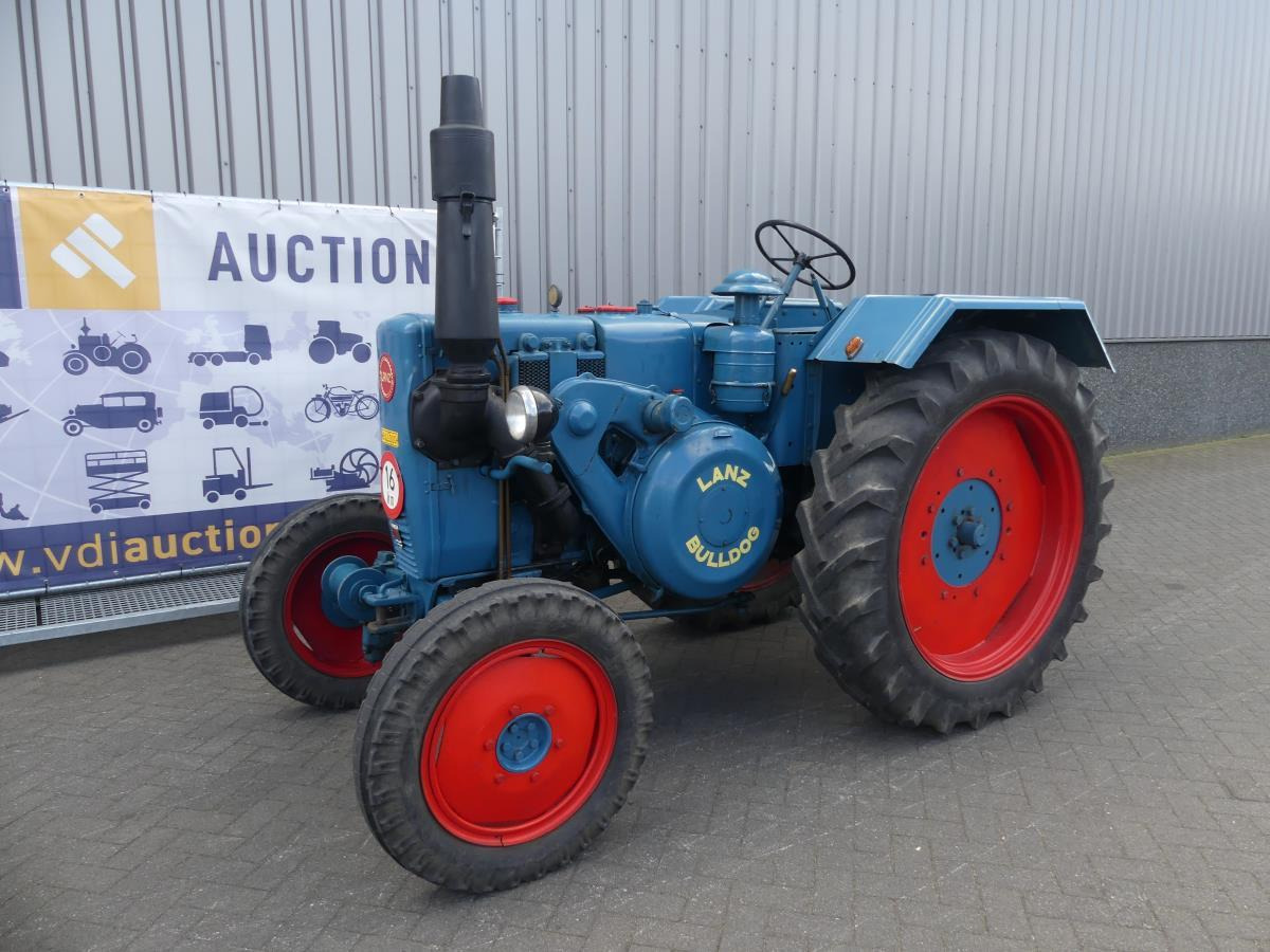 Lanz-Bulldog D2806 - Traktor: slika Lanz-Bulldog D2806 - Traktor Lanz-Bulldog D2806 - Traktor: slika Lanz-Bulldog D2806 - Traktor