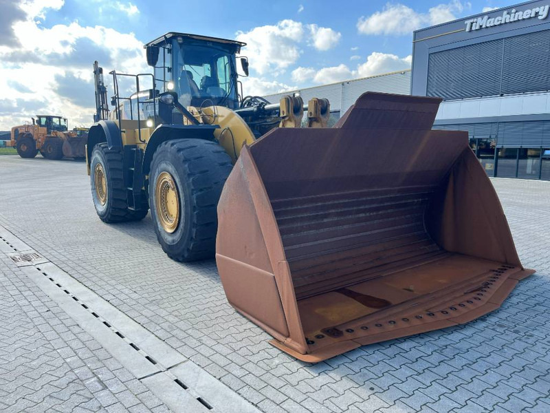 Cat 982M - Utovarivač na kotačima: slika Cat 982M - Utovarivač na kotačima Cat 982M - Utovarivač na kotačima: slika Cat 982M - Utovarivač na kotačima