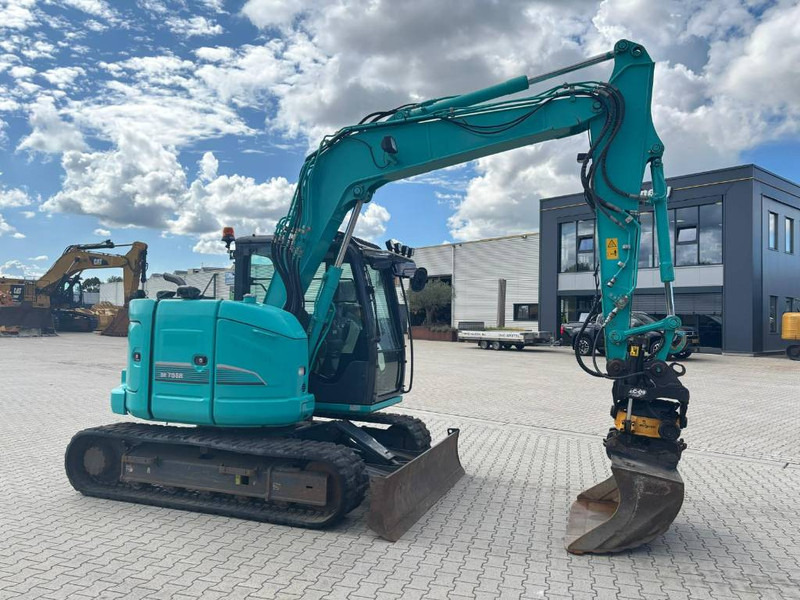 Kobelco SK 75 SR-3E - Mini bager: slika Kobelco SK 75 SR-3E - Mini bager Kobelco SK 75 SR-3E - Mini bager: slika Kobelco SK 75 SR-3E - Mini bager