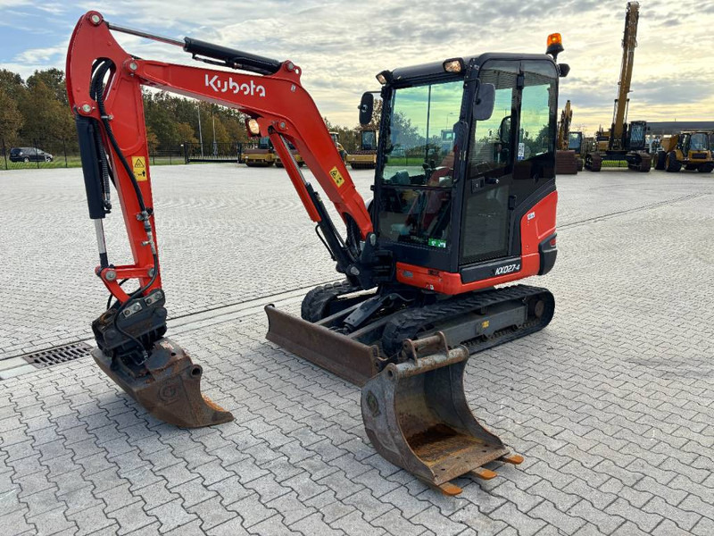 Kubota KX 027-4 - Mini bager: slika Kubota KX 027-4 - Mini bager Kubota KX 027-4 - Mini bager: slika Kubota KX 027-4 - Mini bager