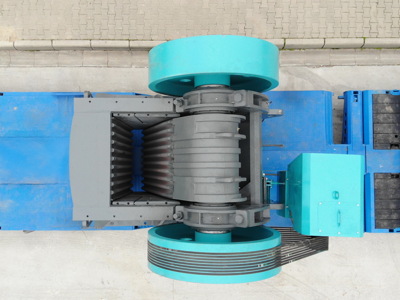 Constmach 420-850 Tph Backenbrecher Bester Preis - Čeljusna drobilica: slika Constmach 420-850 Tph Backenbrecher Bester Preis - Čeljusna drobilica Constmach 420-850 Tph Backenbrecher Bester Preis - Čeljusna drobilica: slika Constmach 420-850 Tph Backenbrecher Bester Preis - Čeljusna drobilica