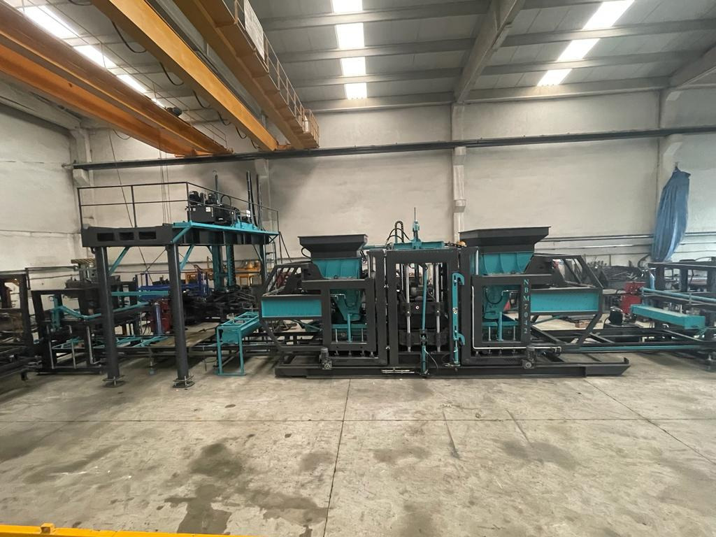Constmach BS-42 Briquette Making Machine (Concrete Block Making Machine) - Stroj za betonske blokove: slika Constmach BS-42 Briquette Making Machine (Concrete Block Making Machine) - Stroj za betonske blokove Constmach BS-42 Briquette Making Machine (Concrete Block Making Machine) - Stroj za betonske blokove: slika Constmach BS-42 Briquette Making Machine (Concrete Block Making Machine) - Stroj za betonske blokove