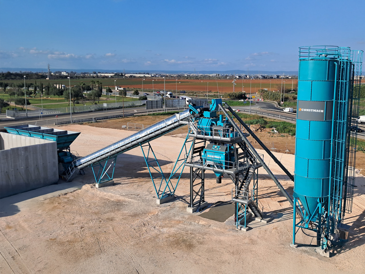 Constmach Centrale à Béton Stationnaire d'une Capacité de 120 m³/h - Betonara: slika Constmach Centrale à Béton Stationnaire d'une Capacité de 120 m³/h - Betonara Constmach Centrale à Béton Stationnaire d'une Capacité de 120 m³/h - Betonara: slika Constmach Centrale à Béton Stationnaire d'une Capacité de 120 m³/h - Betonara