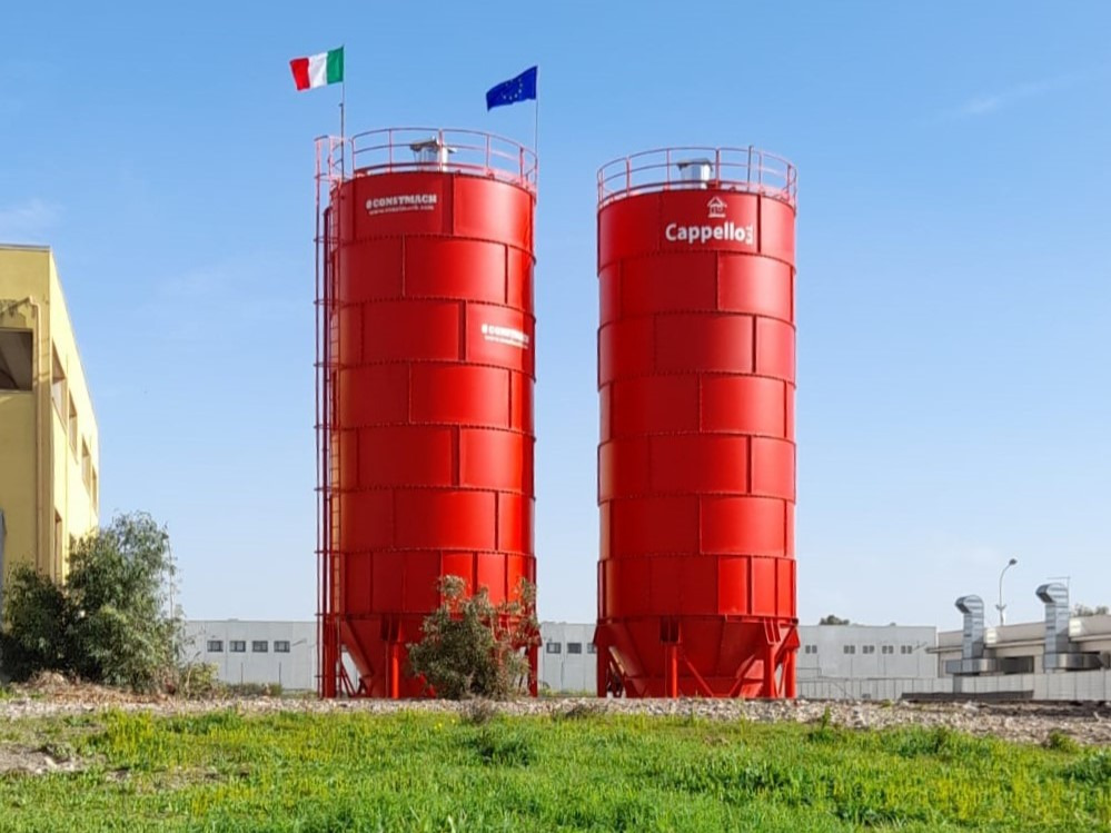Constmach Silo à Ciment d'une Capacité de 300 Tonnes - Silos za cement: slika Constmach Silo à Ciment d'une Capacité de 300 Tonnes - Silos za cement Constmach Silo à Ciment d'une Capacité de 300 Tonnes - Silos za cement: slika Constmach Silo à Ciment d'une Capacité de 300 Tonnes - Silos za cement