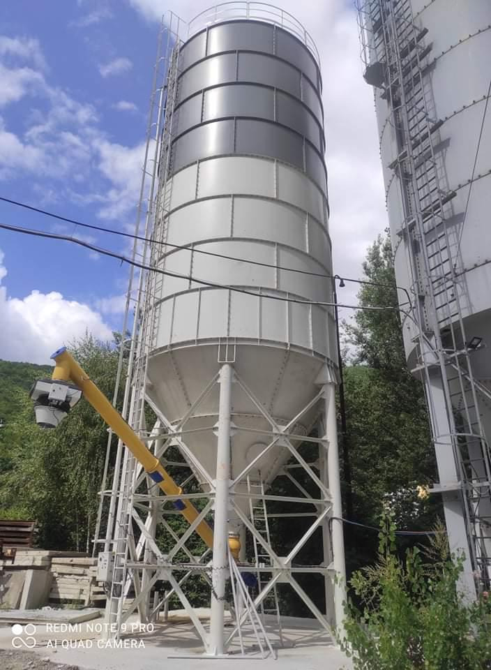 Constmach Silo à Ciment d'une Capacité de 500 Tonnes - Silos za cement: slika Constmach Silo à Ciment d'une Capacité de 500 Tonnes - Silos za cement Constmach Silo à Ciment d'une Capacité de 500 Tonnes - Silos za cement: slika Constmach Silo à Ciment d'une Capacité de 500 Tonnes - Silos za cement