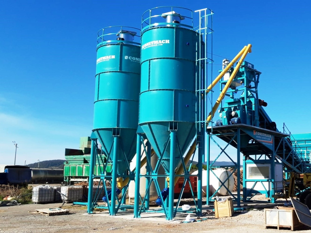 Constmach Zement Silo mit 50 Tonnen Kapazität - Silos za cement: slika Constmach Zement Silo mit 50 Tonnen Kapazität - Silos za cement Constmach Zement Silo mit 50 Tonnen Kapazität - Silos za cement: slika Constmach Zement Silo mit 50 Tonnen Kapazität - Silos za cement