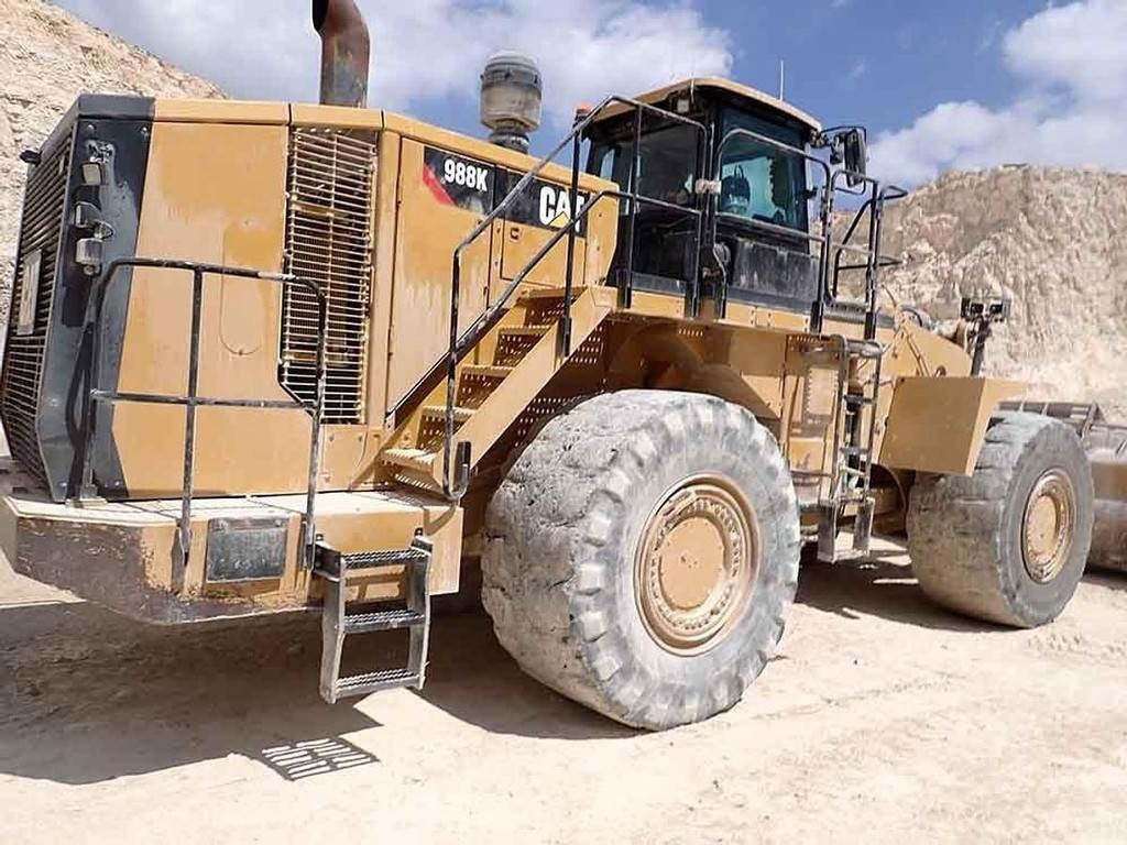CAT 988K - Utovarivač na kotačima: slika CAT 988K - Utovarivač na kotačima CAT 988K - Utovarivač na kotačima: slika CAT 988K - Utovarivač na kotačima