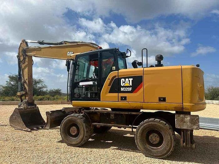 CAT M320F - Bager: slika CAT M320F - Bager CAT M320F - Bager: slika CAT M320F - Bager