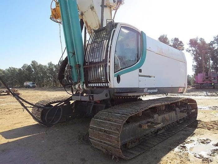 Casagrande B250XP-2 - Platforma za bušenje: slika Casagrande B250XP-2 - Platforma za bušenje Casagrande B250XP-2 - Platforma za bušenje: slika Casagrande B250XP-2 - Platforma za bušenje