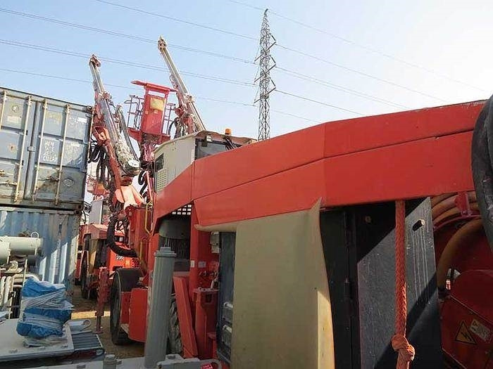 Sandvik DT 821 SC - Platforma za bušenje: slika Sandvik DT 821 SC - Platforma za bušenje Sandvik DT 821 SC - Platforma za bušenje: slika Sandvik DT 821 SC - Platforma za bušenje