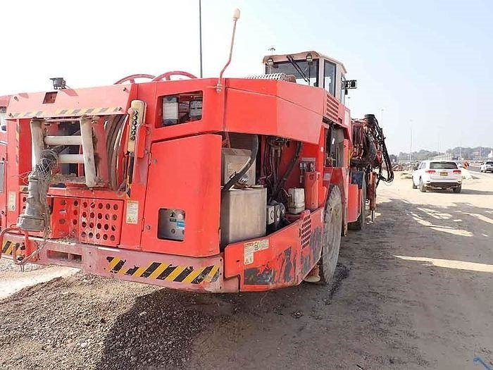 Platforma za bušenje Sandvik DT821 C: slika Platforma za bušenje Sandvik DT821 C