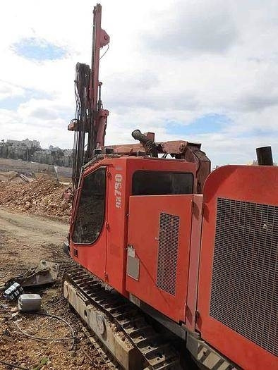 Sandvik DX780 - Platforma za bušenje: slika Sandvik DX780 - Platforma za bušenje Sandvik DX780 - Platforma za bušenje: slika Sandvik DX780 - Platforma za bušenje