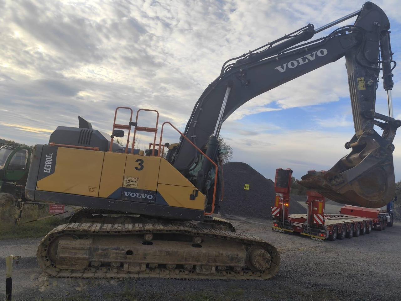 Volvo EC 380EL - Bager gusjeničar: slika volvo EC 380EL - Bager gusjeničar Volvo EC 380EL - Bager gusjeničar: slika volvo EC 380EL - Bager gusjeničar
