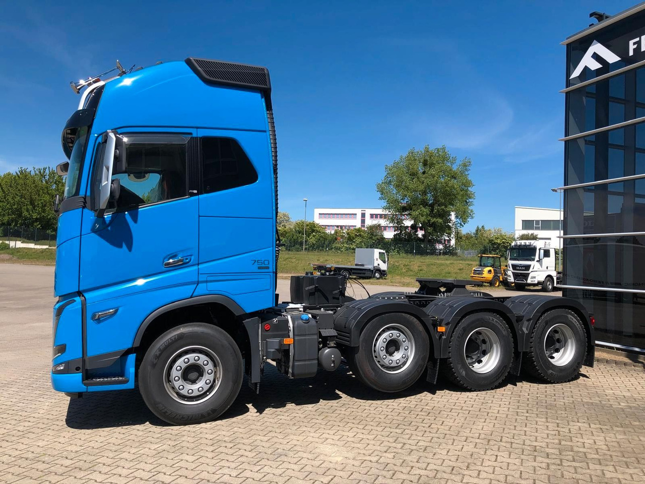 Volvo FH16 750 XL 8x4 Tridem*100T*Kriechgänge*Retarder Volvo FH16 750 XL 8x4 Tridem*100T*Kriechgänge*Retarder - Tegljač: slika Volvo FH16 750 XL 8x4 Tridem*100T*Kriechgänge*Retarder Volvo FH16 750 XL 8x4 Tridem*100T*Kriechgänge*Retarder - Tegljač Volvo FH16 750 XL 8x4 Tridem*100T*Kriechgänge*Retarder Volvo FH16 750 XL 8x4 Tridem*100T*Kriechgänge*Retarder - Tegljač: slika Volvo FH16 750 XL 8x4 Tridem*100T*Kriechgänge*Retarder Volvo FH16 750 XL 8x4 Tridem*100T*Kriechgänge*Retarder - Tegljač