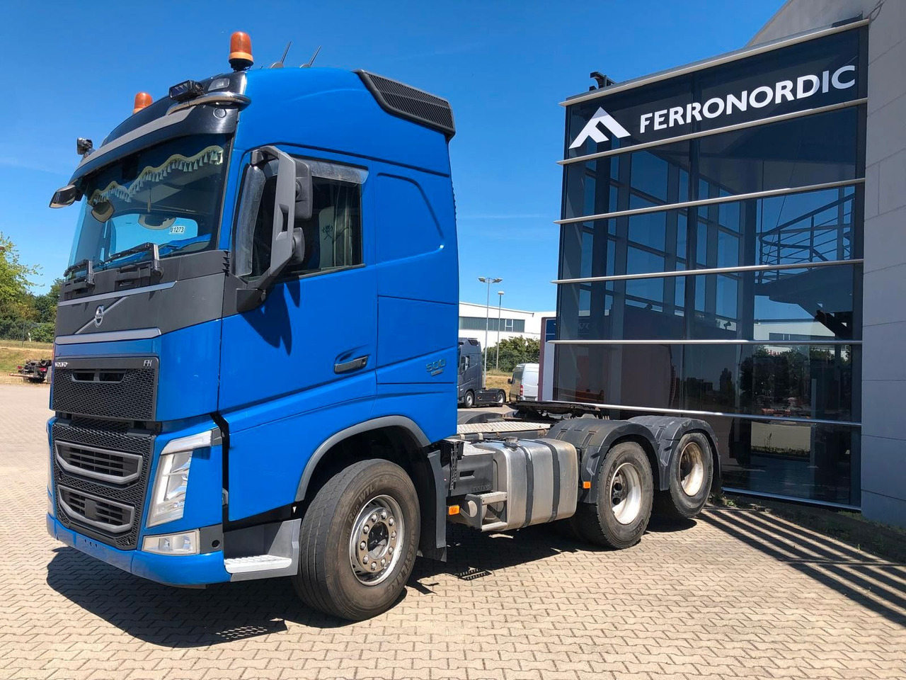 Volvo FH500 6x4*Liftachse*80T*IP-Cool*PTO - Tegljač: slika Volvo FH500 6x4*Liftachse*80T*IP-Cool*PTO - Tegljač Volvo FH500 6x4*Liftachse*80T*IP-Cool*PTO - Tegljač: slika Volvo FH500 6x4*Liftachse*80T*IP-Cool*PTO - Tegljač