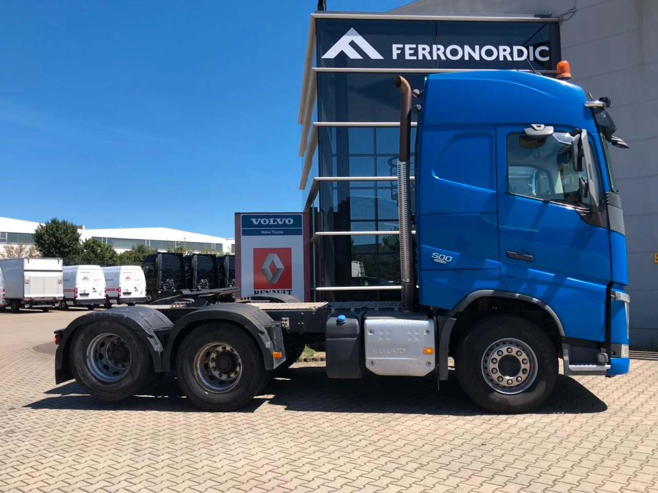 Volvo FH500 6x4*Liftachse*80T*IP-Cool*PTO - Tegljač: slika Volvo FH500 6x4*Liftachse*80T*IP-Cool*PTO - Tegljač Volvo FH500 6x4*Liftachse*80T*IP-Cool*PTO - Tegljač: slika Volvo FH500 6x4*Liftachse*80T*IP-Cool*PTO - Tegljač