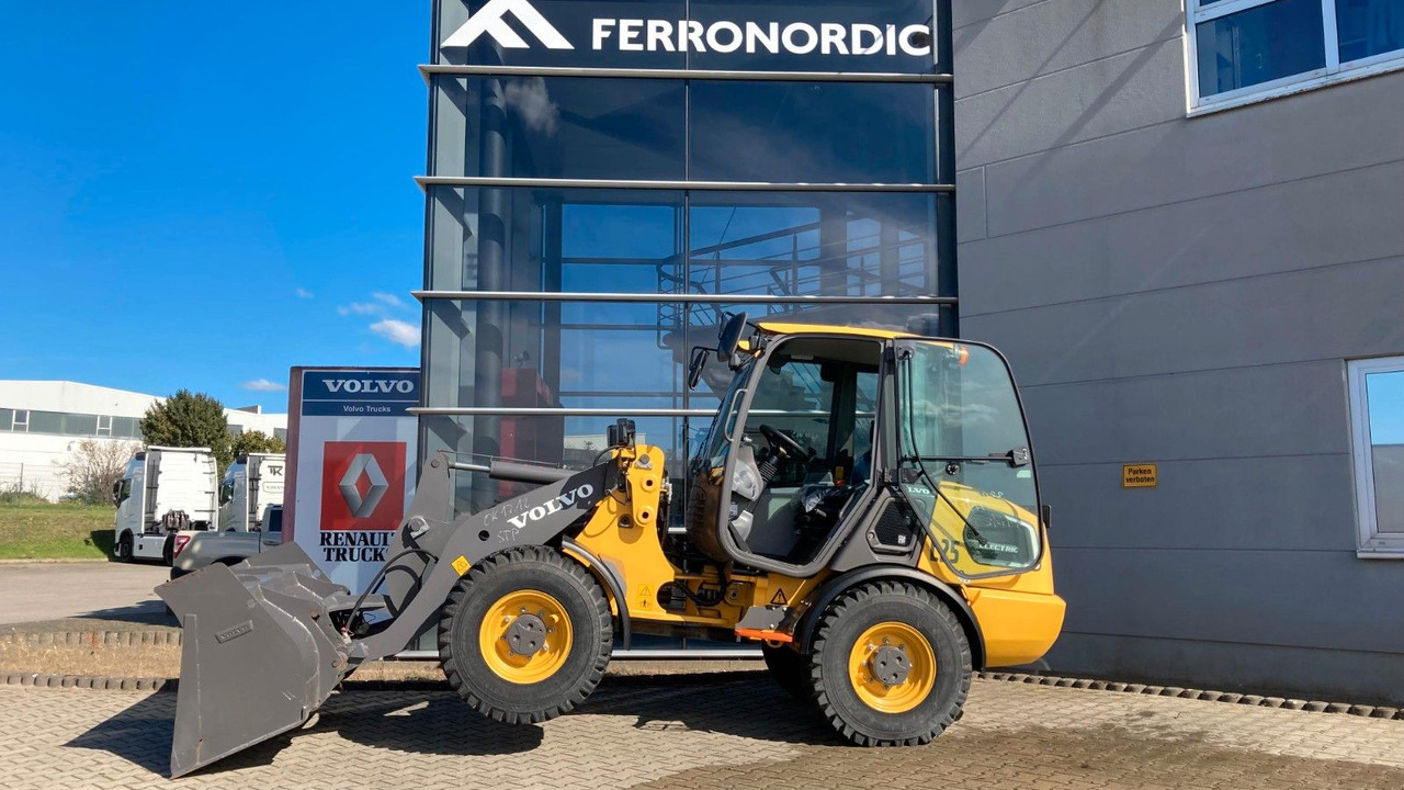 Volvo JL25H Electric *Auch Miete Volvo L25 Electric *Auch Miete*Neuzustand+22+14 kW - Utovarivač na kotačima: slika Volvo JL25H Electric *Auch Miete Volvo L25 Electric *Auch Miete*Neuzustand+22+14 kW - Utovarivač na kotačima Volvo JL25H Electric *Auch Miete Volvo L25 Electric *Auch Miete*Neuzustand+22+14 kW - Utovarivač na kotačima: slika Volvo JL25H Electric *Auch Miete Volvo L25 Electric *Auch Miete*Neuzustand+22+14 kW - Utovarivač na kotačima