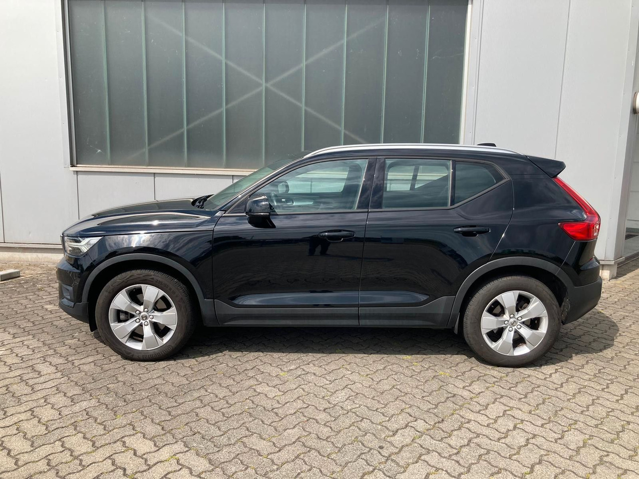 Volvo XC 40 D3 Momentum Pro AWD - SUV: slika Volvo XC 40 D3 Momentum Pro AWD - SUV Volvo XC 40 D3 Momentum Pro AWD - SUV: slika Volvo XC 40 D3 Momentum Pro AWD - SUV