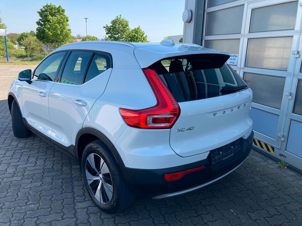 Volvo XC 40 T4 Insc. Expr. Recharge Plug-In Hyb. 2WD - SUV: slika Volvo XC 40 T4 Insc. Expr. Recharge Plug-In Hyb. 2WD - SUV Volvo XC 40 T4 Insc. Expr. Recharge Plug-In Hyb. 2WD - SUV: slika Volvo XC 40 T4 Insc. Expr. Recharge Plug-In Hyb. 2WD - SUV