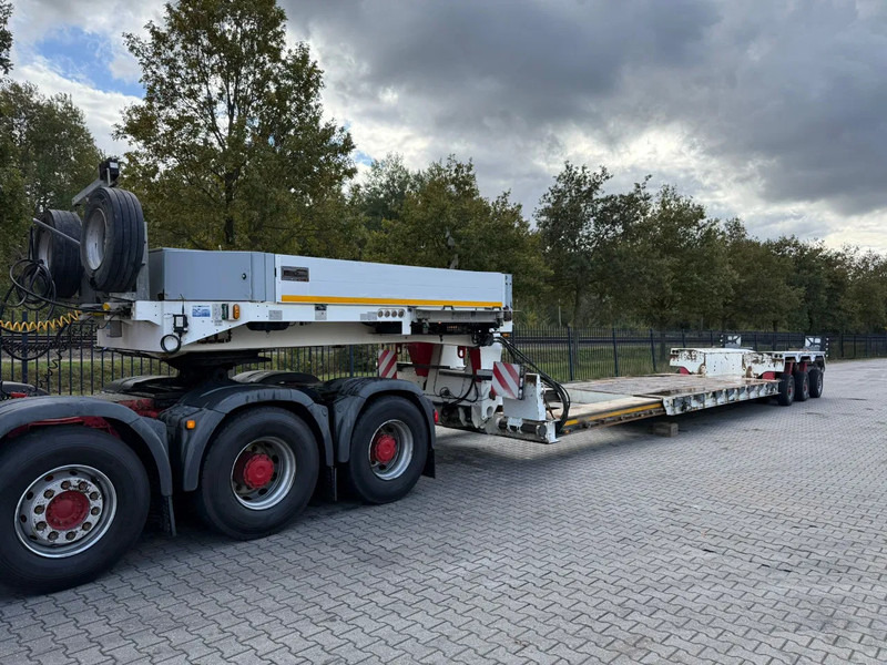 Poluprikolica s niskim utovarivačem Goldhofer STZ VP 3 55/80A: slika Poluprikolica s niskim utovarivačem Goldhofer STZ VP 3 55/80A Poluprikolica s niskim utovarivačem Goldhofer STZ VP 3 55/80A: slika Poluprikolica s niskim utovarivačem Goldhofer STZ VP 3 55/80A