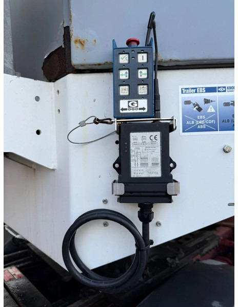 Poluprikolica s niskim utovarivačem Goldhofer STZ VP 3 55/80A: slika Poluprikolica s niskim utovarivačem Goldhofer STZ VP 3 55/80A Poluprikolica s niskim utovarivačem Goldhofer STZ VP 3 55/80A: slika Poluprikolica s niskim utovarivačem Goldhofer STZ VP 3 55/80A