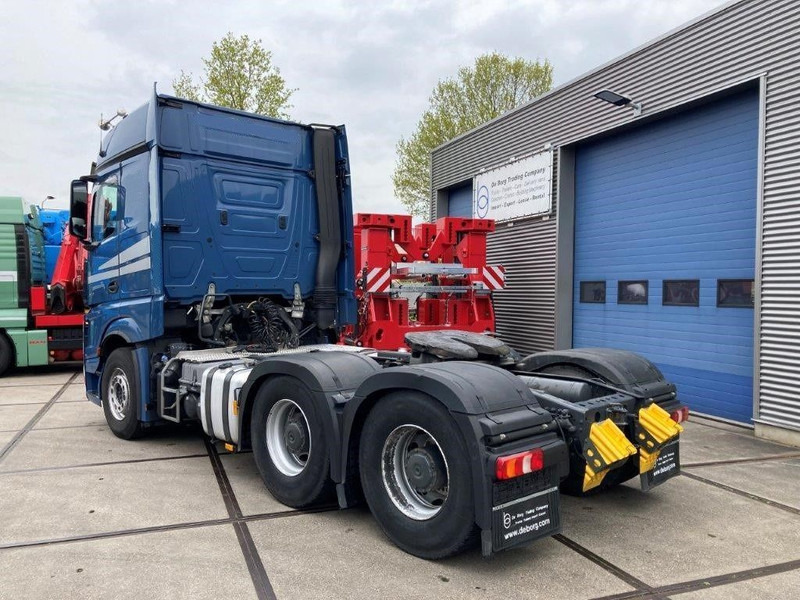 Mercedes-Benz Actros 2863 LS 6x4 - Tegljač: slika Mercedes-Benz Actros 2863 LS 6x4 - Tegljač Mercedes-Benz Actros 2863 LS 6x4 - Tegljač: slika Mercedes-Benz Actros 2863 LS 6x4 - Tegljač