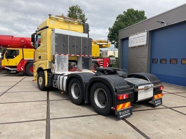 Mercedes-Benz Actros 3351 6x4 - Tegljač: slika Mercedes-Benz Actros 3351 6x4 - Tegljač Mercedes-Benz Actros 3351 6x4 - Tegljač: slika Mercedes-Benz Actros 3351 6x4 - Tegljač