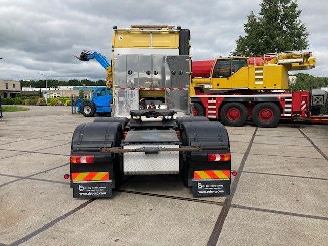 Mercedes-Benz Actros 3351 6x4 - Tegljač: slika Mercedes-Benz Actros 3351 6x4 - Tegljač Mercedes-Benz Actros 3351 6x4 - Tegljač: slika Mercedes-Benz Actros 3351 6x4 - Tegljač