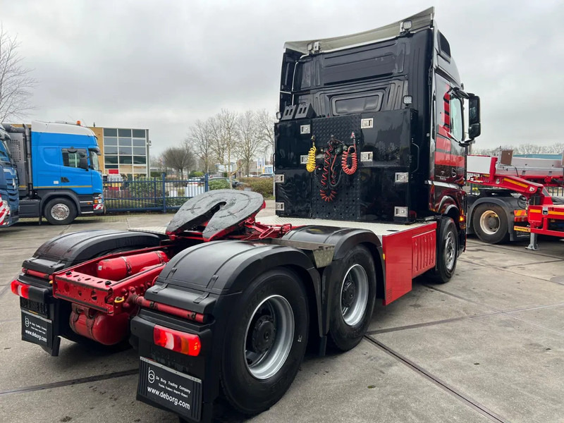 Mercedes-Benz Actros 3351 LS 6x4 - Tegljač: slika Mercedes-Benz Actros 3351 LS 6x4 - Tegljač Mercedes-Benz Actros 3351 LS 6x4 - Tegljač: slika Mercedes-Benz Actros 3351 LS 6x4 - Tegljač