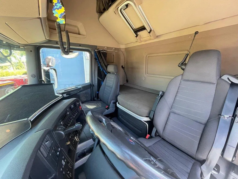 Tegljač Scania R520 V8 6x2-4: slika Tegljač Scania R520 V8 6x2-4 Tegljač Scania R520 V8 6x2-4: slika Tegljač Scania R520 V8 6x2-4