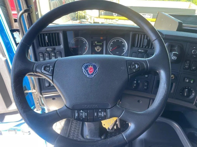 Tegljač Scania R520 V8 6x2-4: slika Tegljač Scania R520 V8 6x2-4 Tegljač Scania R520 V8 6x2-4: slika Tegljač Scania R520 V8 6x2-4