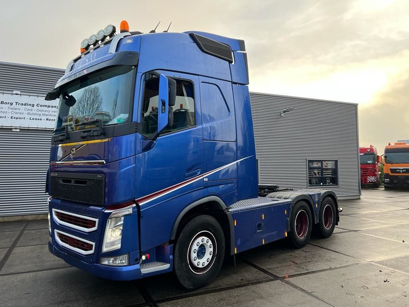 Volvo FH 13.500 6x4 Tandem lift - Tegljač: slika Volvo FH 13.500 6x4 Tandem lift - Tegljač Volvo FH 13.500 6x4 Tandem lift - Tegljač: slika Volvo FH 13.500 6x4 Tandem lift - Tegljač