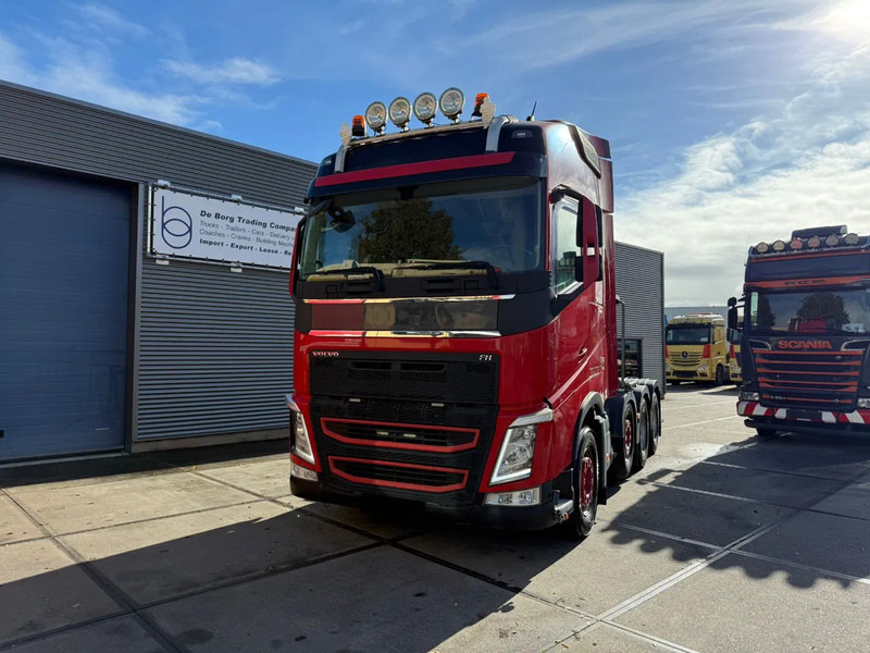 Volvo FH 540 8x4 Pusher Tractor - Tegljač: slika Volvo FH 540 8x4 Pusher Tractor - Tegljač Volvo FH 540 8x4 Pusher Tractor - Tegljač: slika Volvo FH 540 8x4 Pusher Tractor - Tegljač