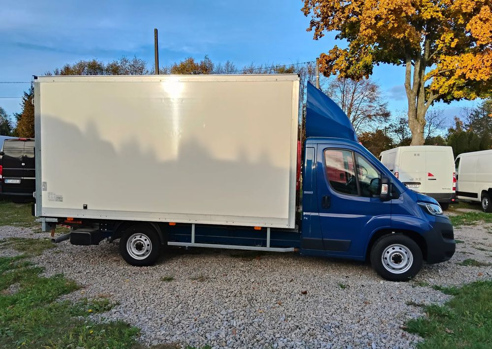Fiat Ducato - Dostavno vozilo sa zatvorenim sandukom: slika  Fiat Ducato - Dostavno vozilo sa zatvorenim sandukom Fiat Ducato - Dostavno vozilo sa zatvorenim sandukom: slika  Fiat Ducato - Dostavno vozilo sa zatvorenim sandukom