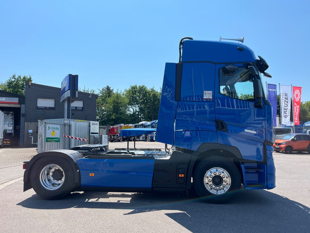 Renault T-High 520 Retarder - Tegljač: slika Renault T-High 520 Retarder - Tegljač Renault T-High 520 Retarder - Tegljač: slika Renault T-High 520 Retarder - Tegljač