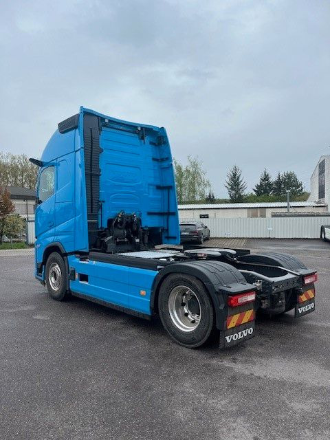Volvo FH500 AERO 4x2T Retarder/Nebenantrieb - Tegljač: slika Volvo FH500 AERO 4x2T Retarder/Nebenantrieb - Tegljač Volvo FH500 AERO 4x2T Retarder/Nebenantrieb - Tegljač: slika Volvo FH500 AERO 4x2T Retarder/Nebenantrieb - Tegljač