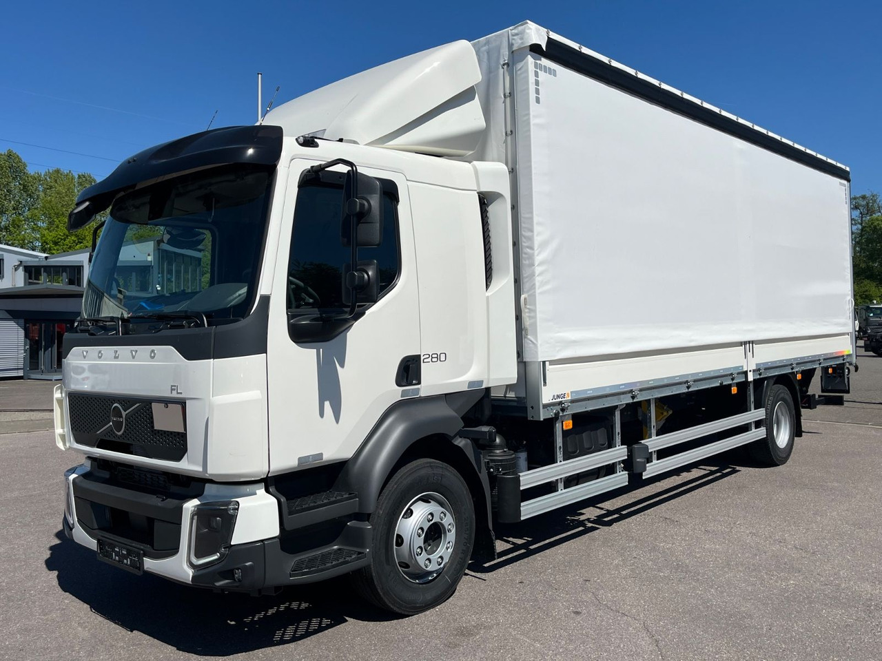 Volvo FL 16.280 Junge Schiebeplane - Kamion s ceradom: slika Volvo FL 16.280 Junge Schiebeplane - Kamion s ceradom Volvo FL 16.280 Junge Schiebeplane - Kamion s ceradom: slika Volvo FL 16.280 Junge Schiebeplane - Kamion s ceradom