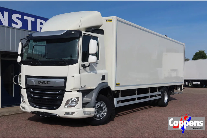 DAF CF 290 FA Bak + klep Dhollandia 2000 KG - Kamion sandučar: slika DAF CF 290 FA Bak + klep Dhollandia 2000 KG - Kamion sandučar DAF CF 290 FA Bak + klep Dhollandia 2000 KG - Kamion sandučar: slika DAF CF 290 FA Bak + klep Dhollandia 2000 KG - Kamion sandučar