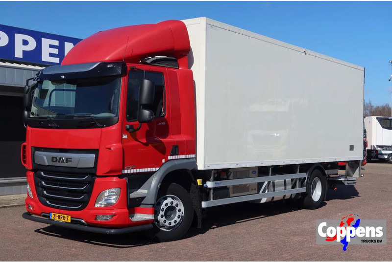 DAF CF 300 Koel/Vries Carrier iceland + Dhollandia 2500KG klep trenn wand - Kamion hladnjača: slika DAF CF 300 Koel/Vries Carrier iceland + Dhollandia 2500KG klep trenn wand - Kamion hladnjača DAF CF 300 Koel/Vries Carrier iceland + Dhollandia 2500KG klep trenn wand - Kamion hladnjača: slika DAF CF 300 Koel/Vries Carrier iceland + Dhollandia 2500KG klep trenn wand - Kamion hladnjača