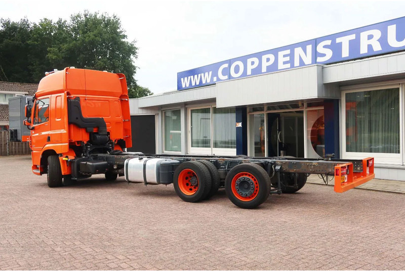 DAF CF 450 Chassis Cabine Slaap Cabine 2x Bed - Kamion-šasija: slika DAF CF 450 Chassis Cabine Slaap Cabine 2x Bed - Kamion-šasija DAF CF 450 Chassis Cabine Slaap Cabine 2x Bed - Kamion-šasija: slika DAF CF 450 Chassis Cabine Slaap Cabine 2x Bed - Kamion-šasija