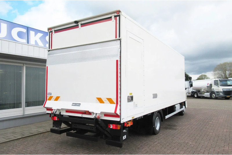 DAF LF 230 Bak+Klep Dhollandia 1500 kg Euro 6 - Kamion sandučar: slika DAF LF 230 Bak+Klep Dhollandia 1500 kg Euro 6 - Kamion sandučar DAF LF 230 Bak+Klep Dhollandia 1500 kg Euro 6 - Kamion sandučar: slika DAF LF 230 Bak+Klep Dhollandia 1500 kg Euro 6 - Kamion sandučar