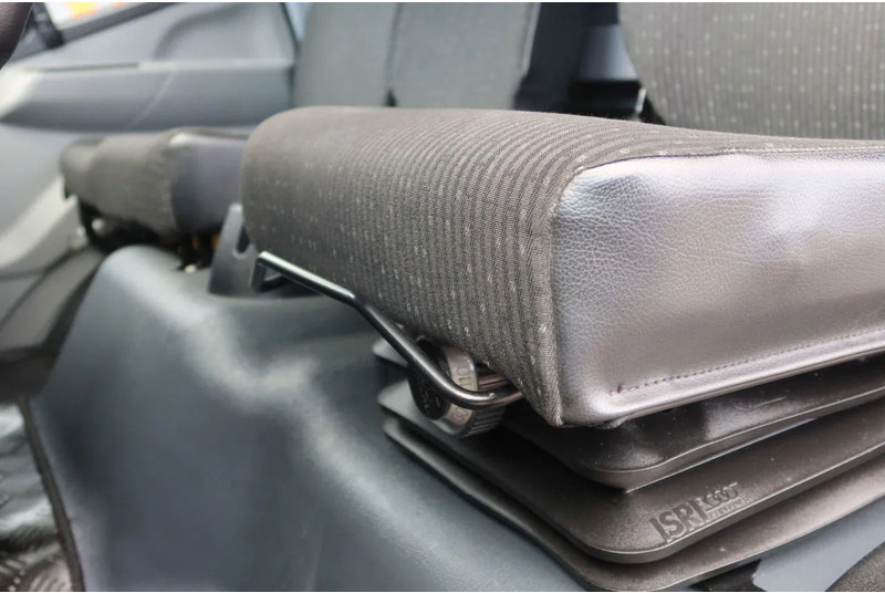 FUSO Canter Mistubishi Canter 7C18 - Kamion sandučar: slika FUSO Canter Mistubishi Canter 7C18 - Kamion sandučar FUSO Canter Mistubishi Canter 7C18 - Kamion sandučar: slika FUSO Canter Mistubishi Canter 7C18 - Kamion sandučar