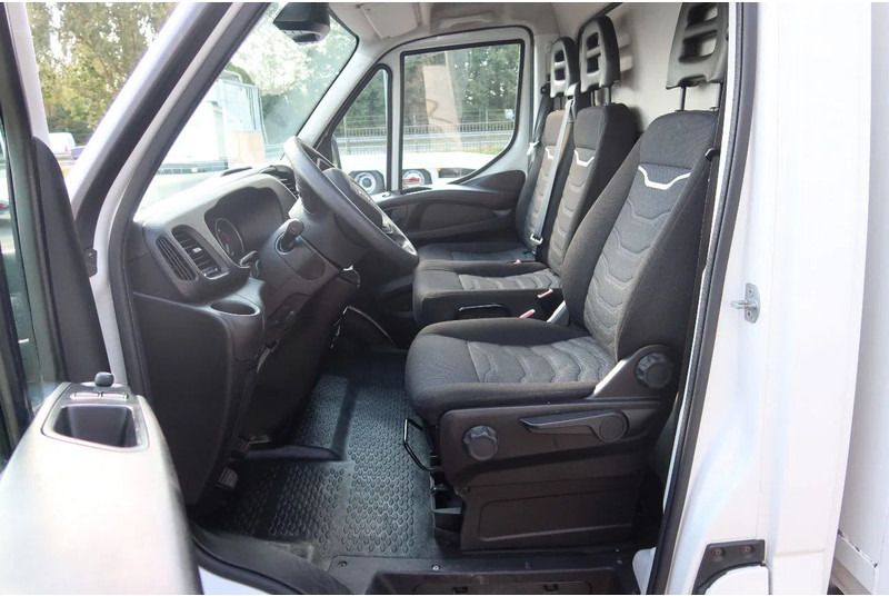 Iveco Daily 35S16 Bakwagen + Laadklep 750kg - Dostavno vozilo sa zatvorenim sandukom: slika Iveco Daily 35S16 Bakwagen + Laadklep 750kg - Dostavno vozilo sa zatvorenim sandukom Iveco Daily 35S16 Bakwagen + Laadklep 750kg - Dostavno vozilo sa zatvorenim sandukom: slika Iveco Daily 35S16 Bakwagen + Laadklep 750kg - Dostavno vozilo sa zatvorenim sandukom